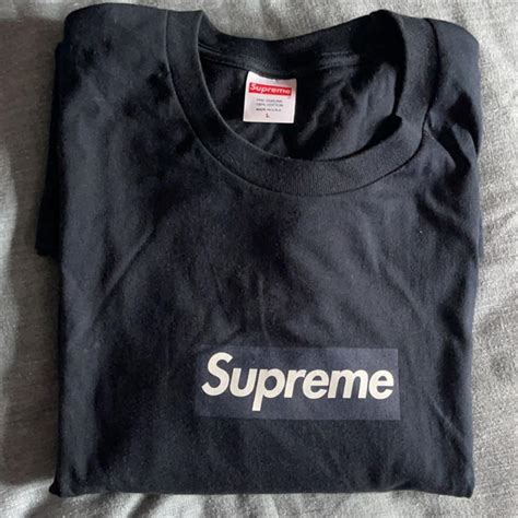 Supreme Navy Box Logo L/S Tee size L • no flaws! Has 